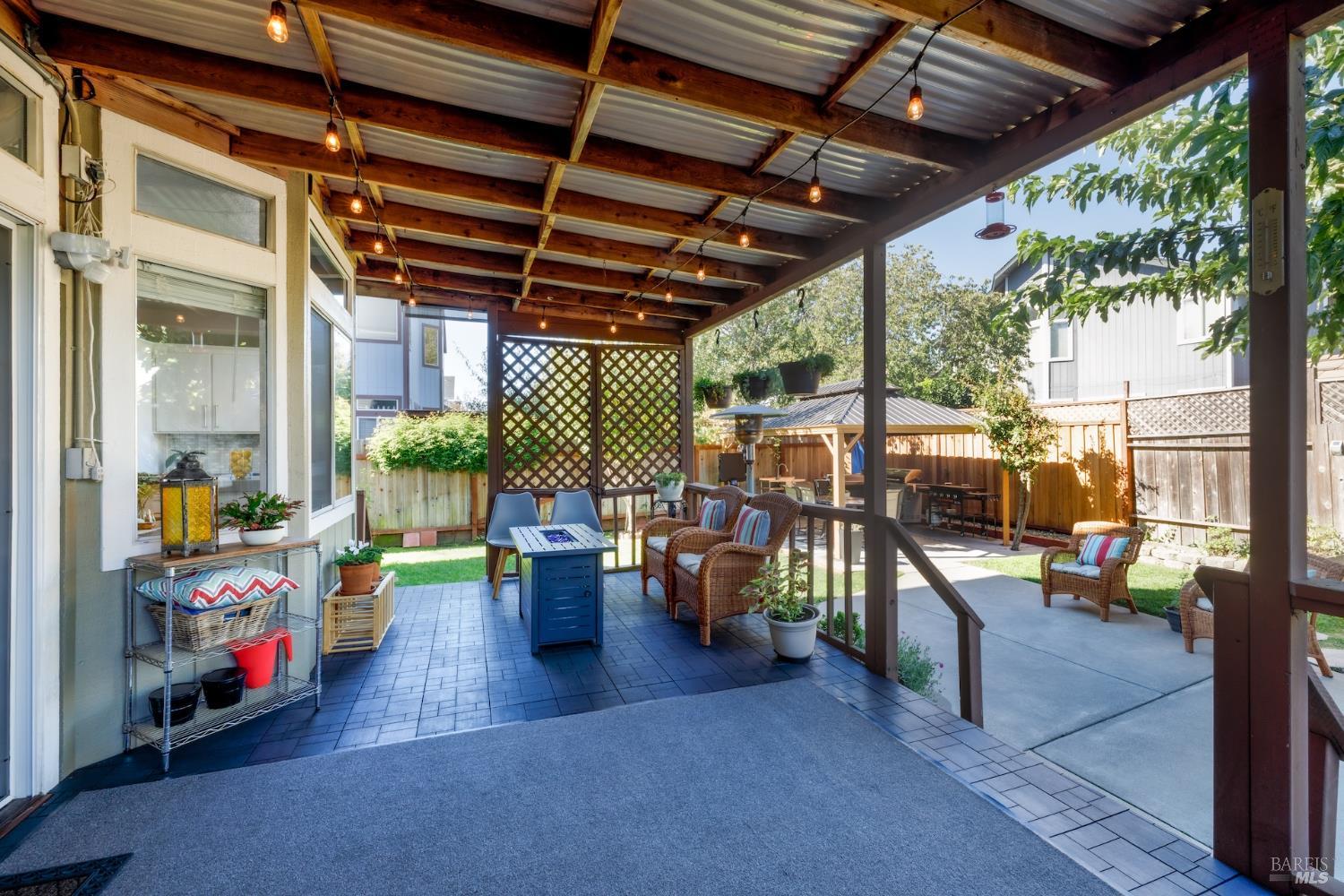 Detail Gallery Image 15 of 35 For 2480 Lemur St, Santa Rosa,  CA 95401 - 4 Beds | 3 Baths