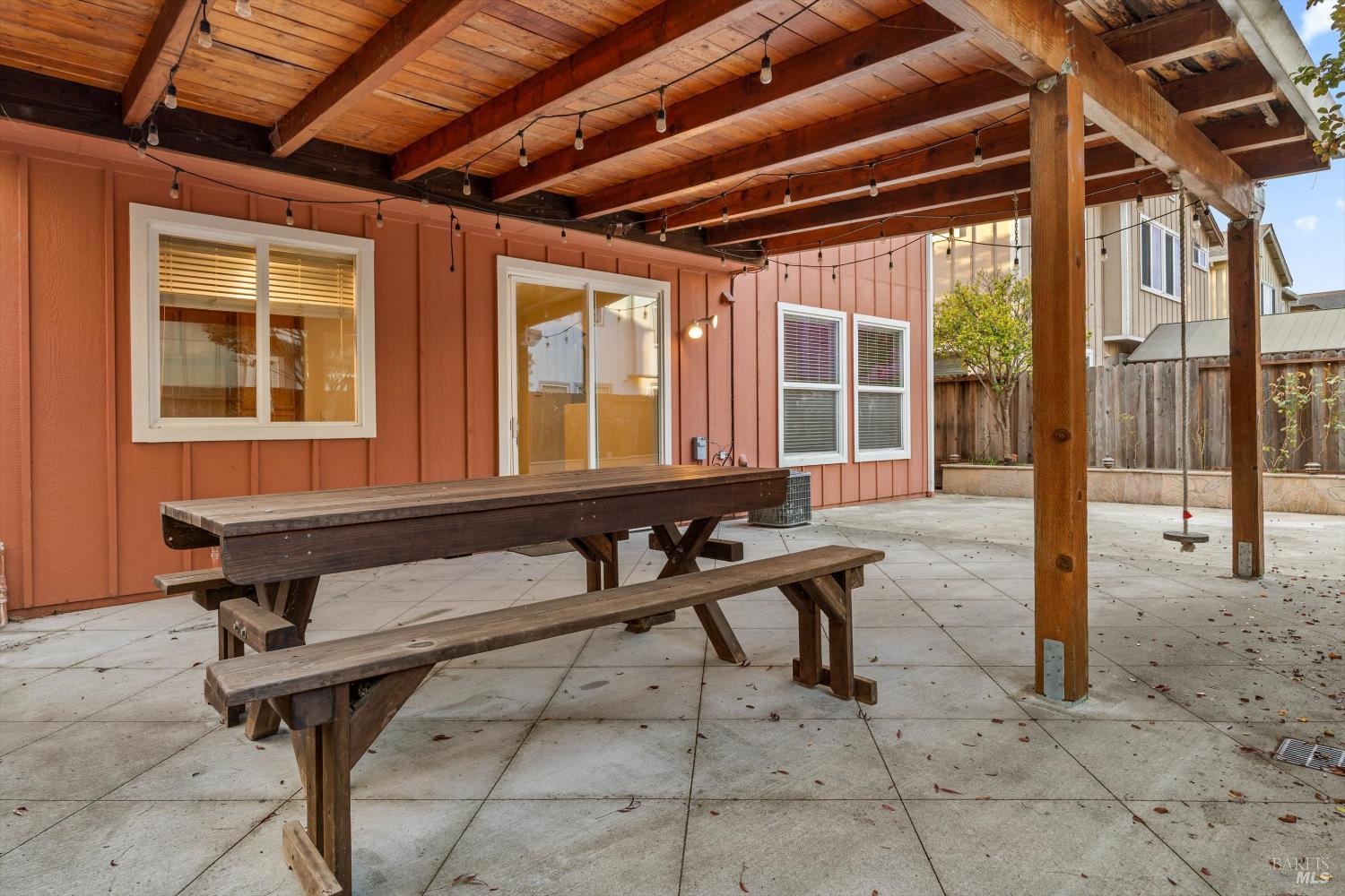 Detail Gallery Image 21 of 28 For 4348 Doolittle St, Santa Rosa,  CA 95407 - 4 Beds | 2/1 Baths