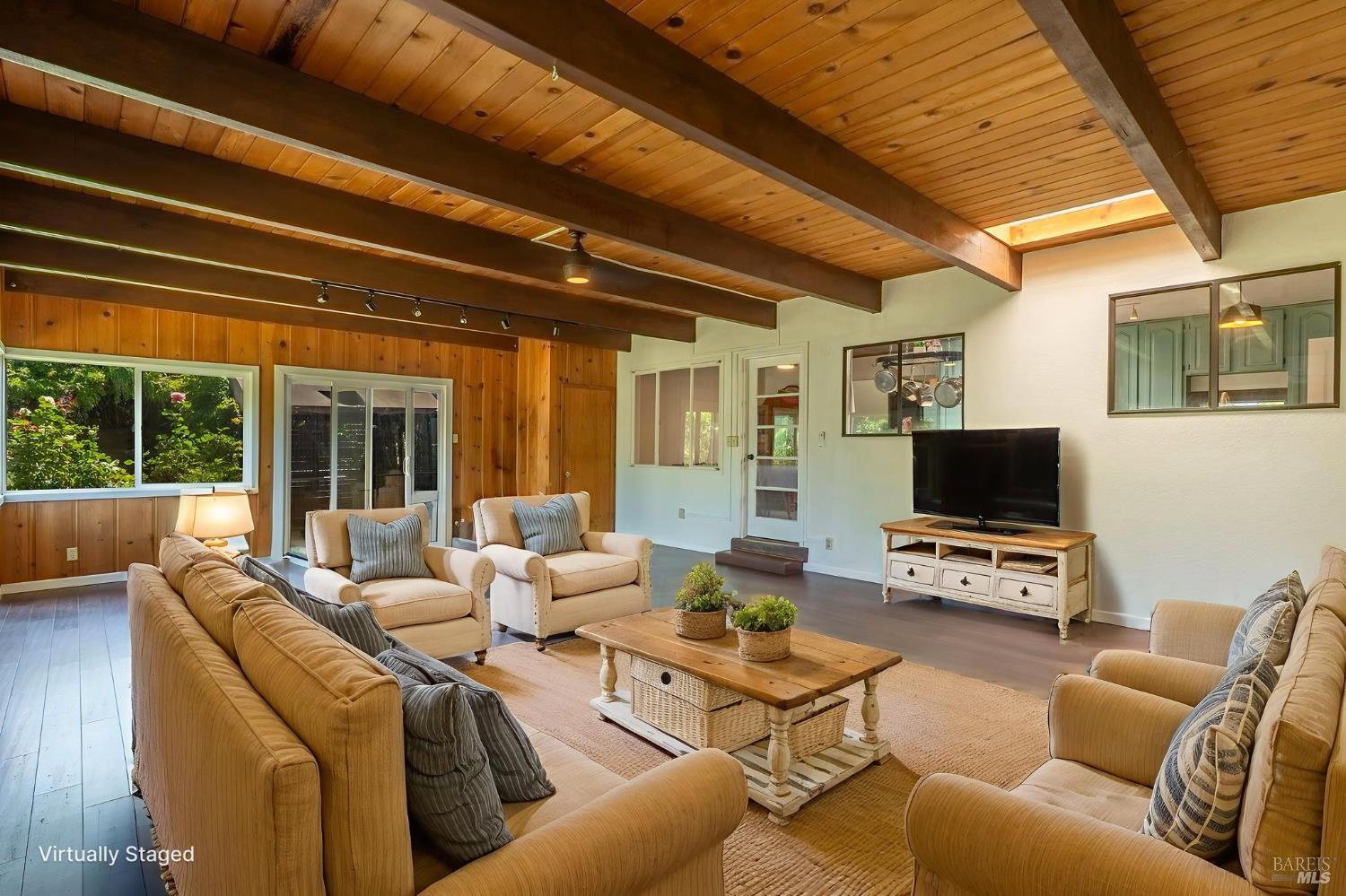 Detail Gallery Image 21 of 48 For 3120 Hermosa Dr, Napa,  CA 94558 - 4 Beds | 2 Baths