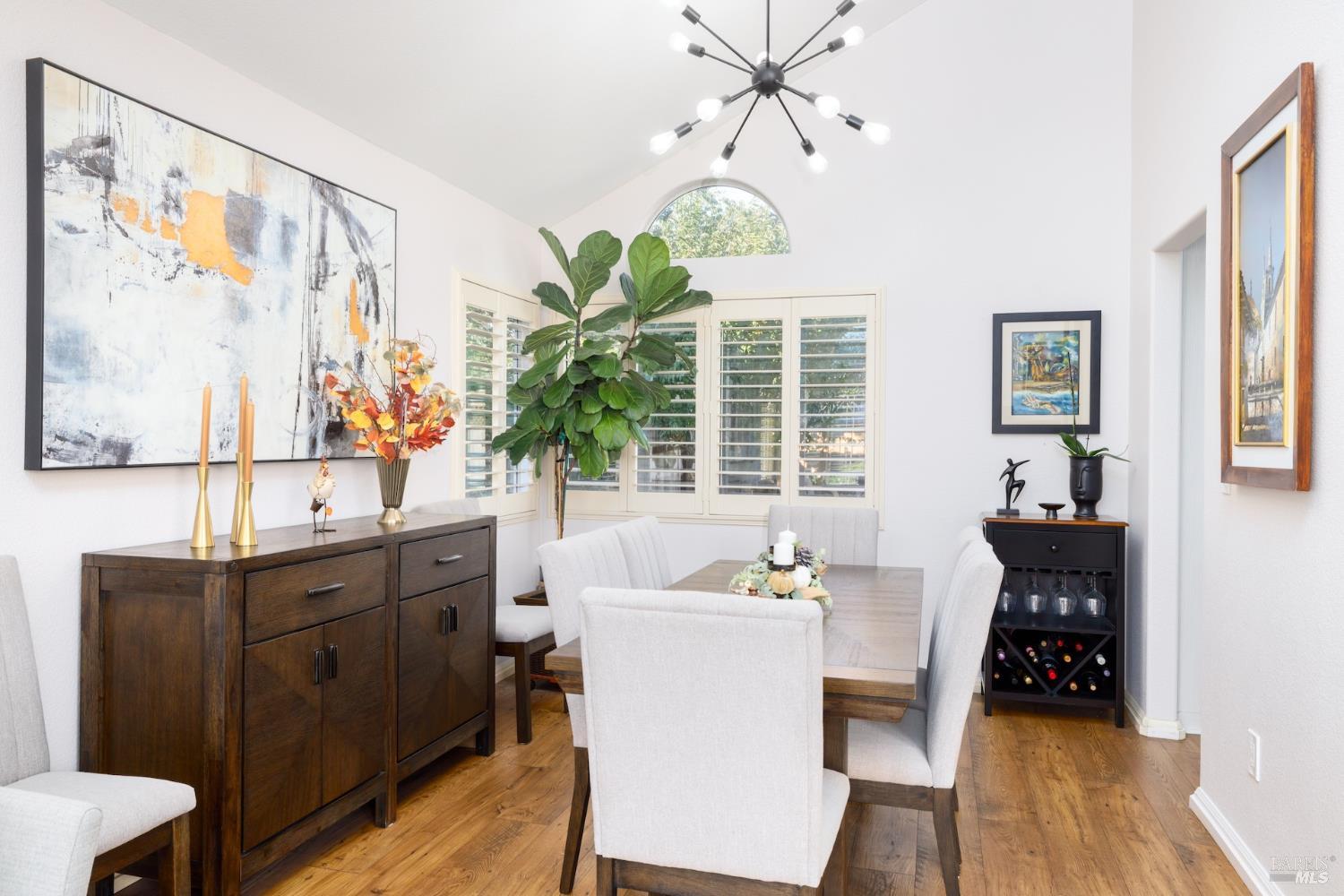 Detail Gallery Image 7 of 35 For 2480 Lemur St, Santa Rosa,  CA 95401 - 4 Beds | 3 Baths