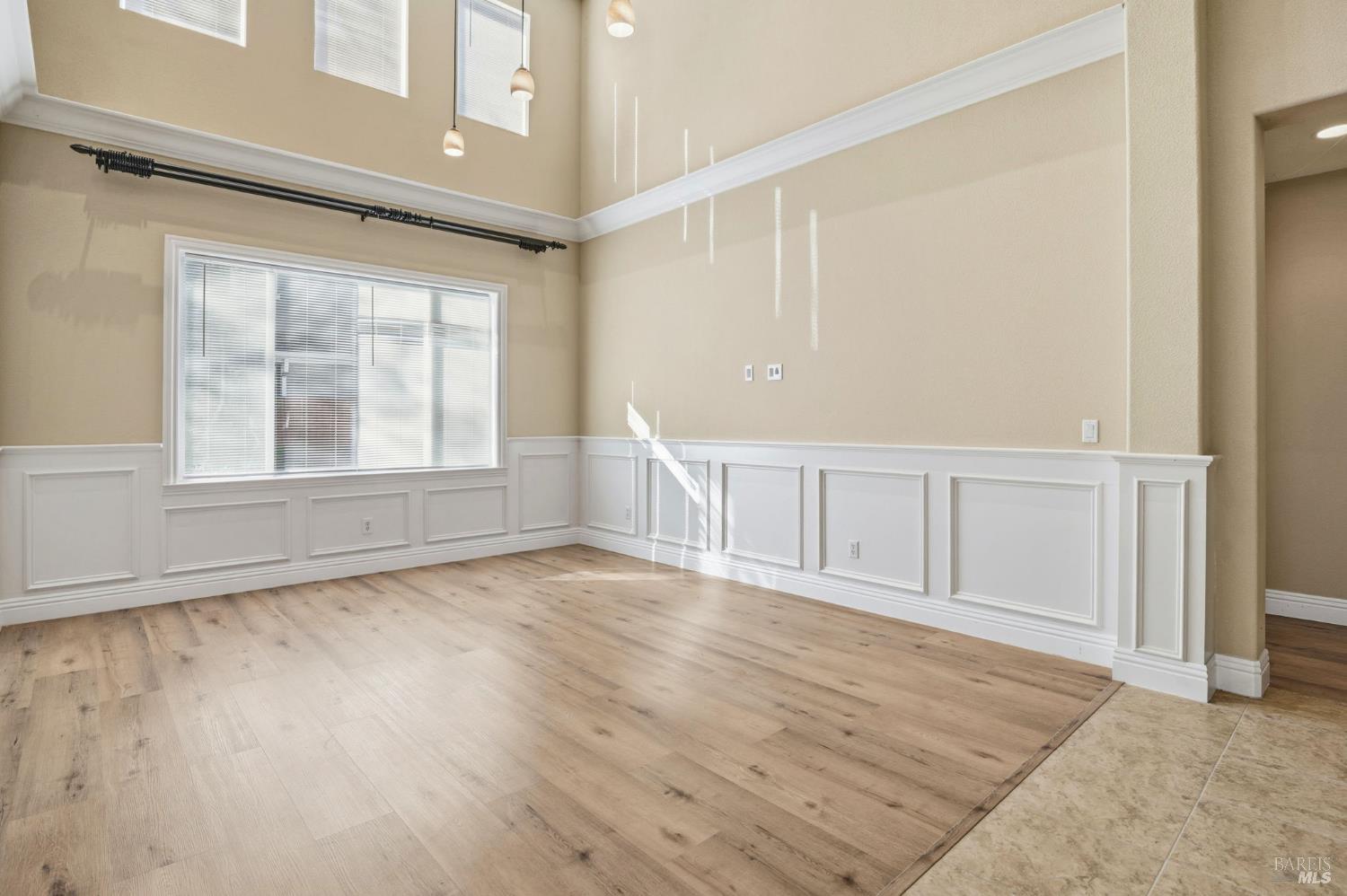 Detail Gallery Image 9 of 44 For 425 Dawson Creek Dr, Fairfield,  CA 94534 - 3 Beds | 2/1 Baths