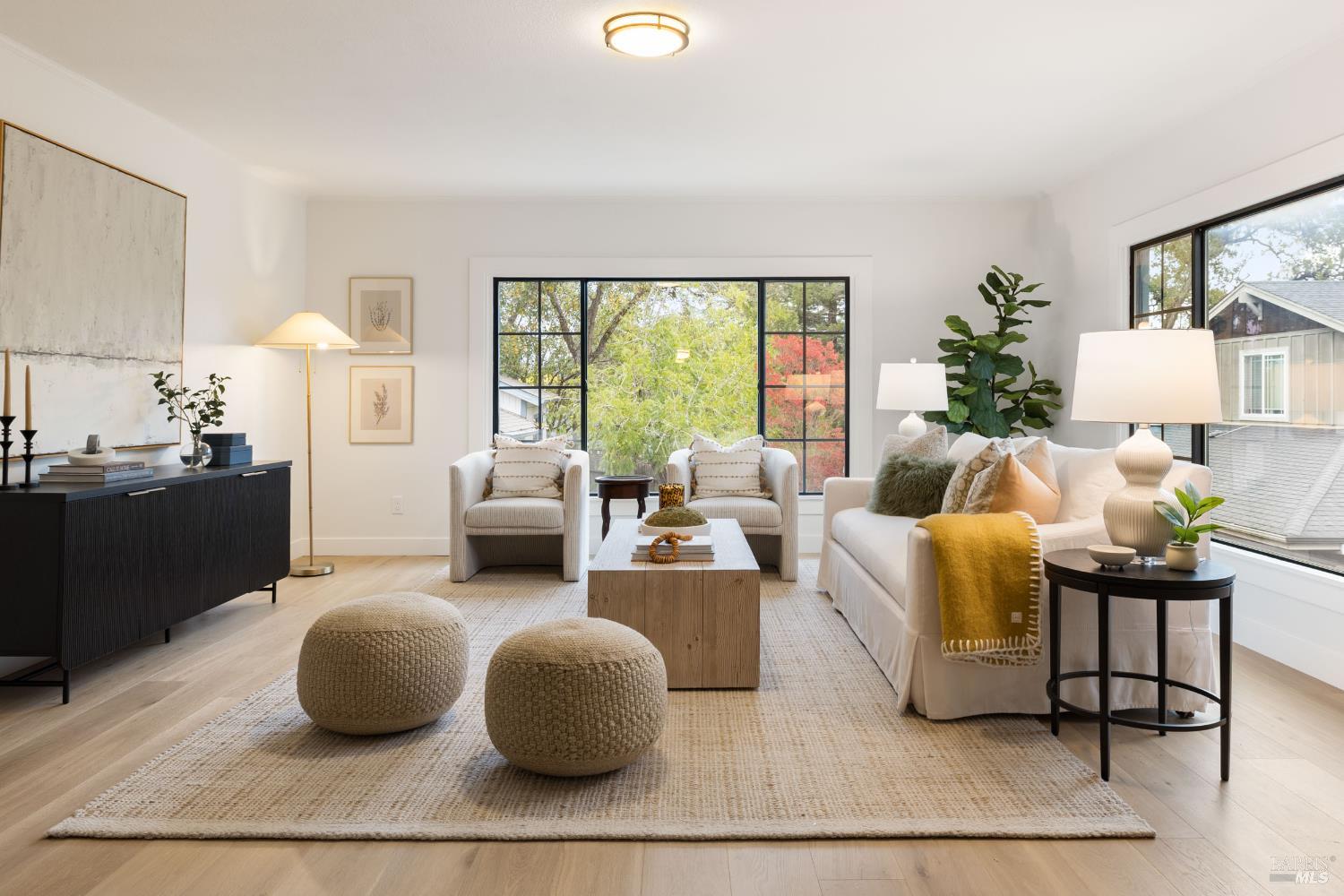 Detail Gallery Image 3 of 26 For 377 Maple Ave, Cotati,  CA 94931 - 4 Beds | 2/1 Baths