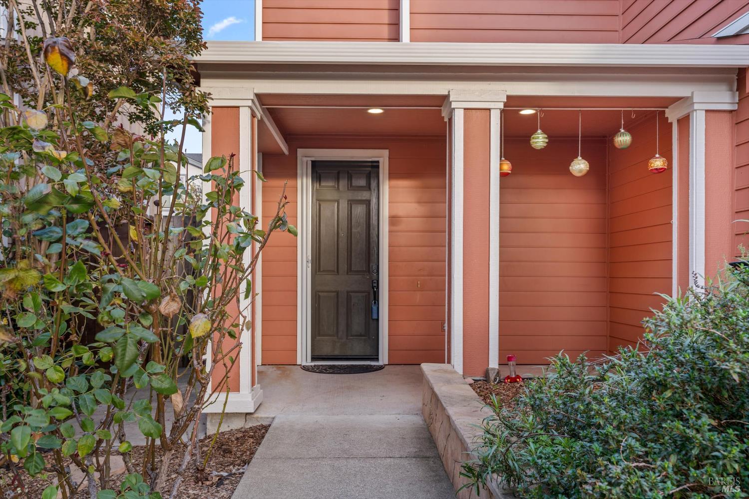 Detail Gallery Image 2 of 28 For 4348 Doolittle St, Santa Rosa,  CA 95407 - 4 Beds | 2/1 Baths
