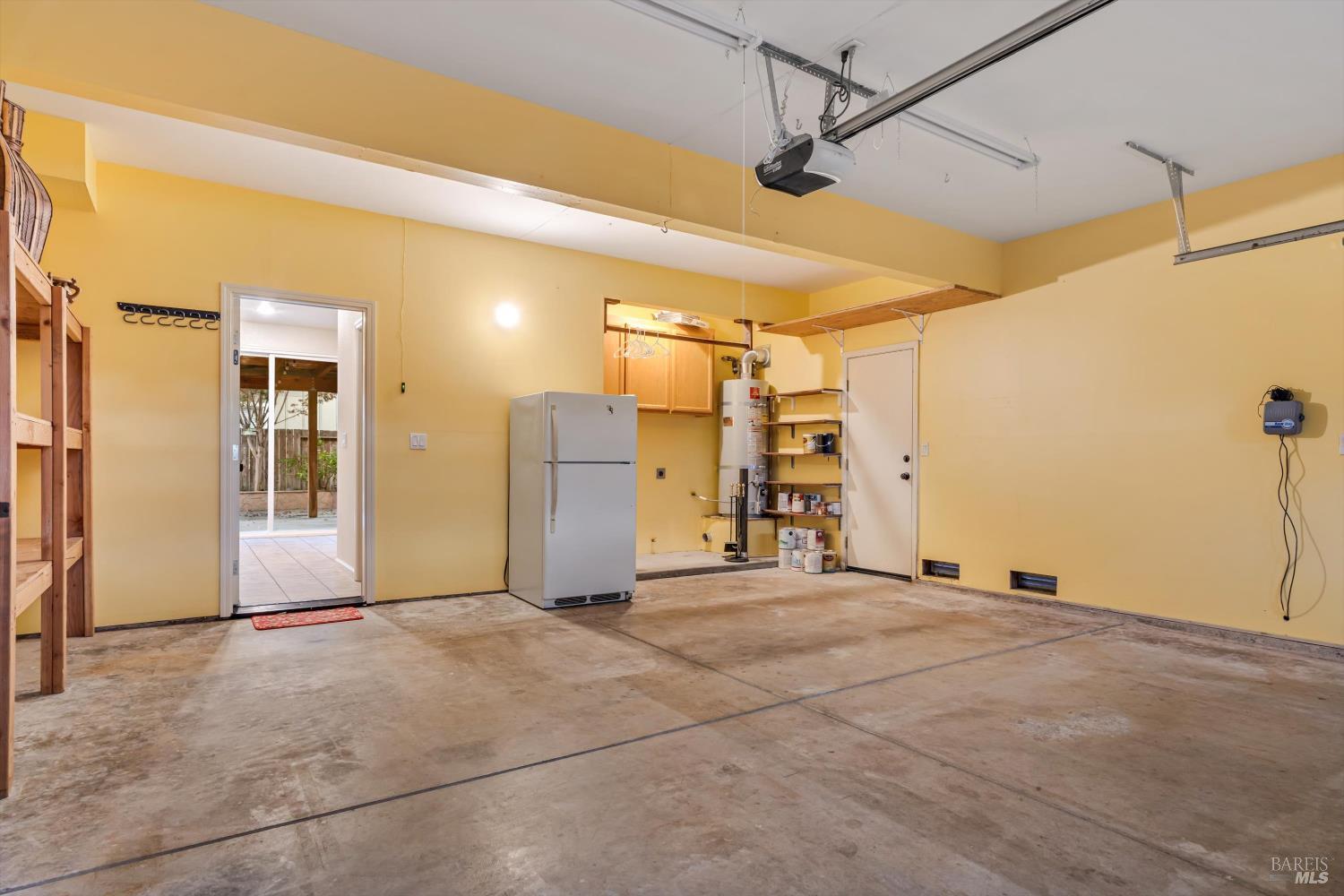 Detail Gallery Image 22 of 28 For 4348 Doolittle St, Santa Rosa,  CA 95407 - 4 Beds | 2/1 Baths