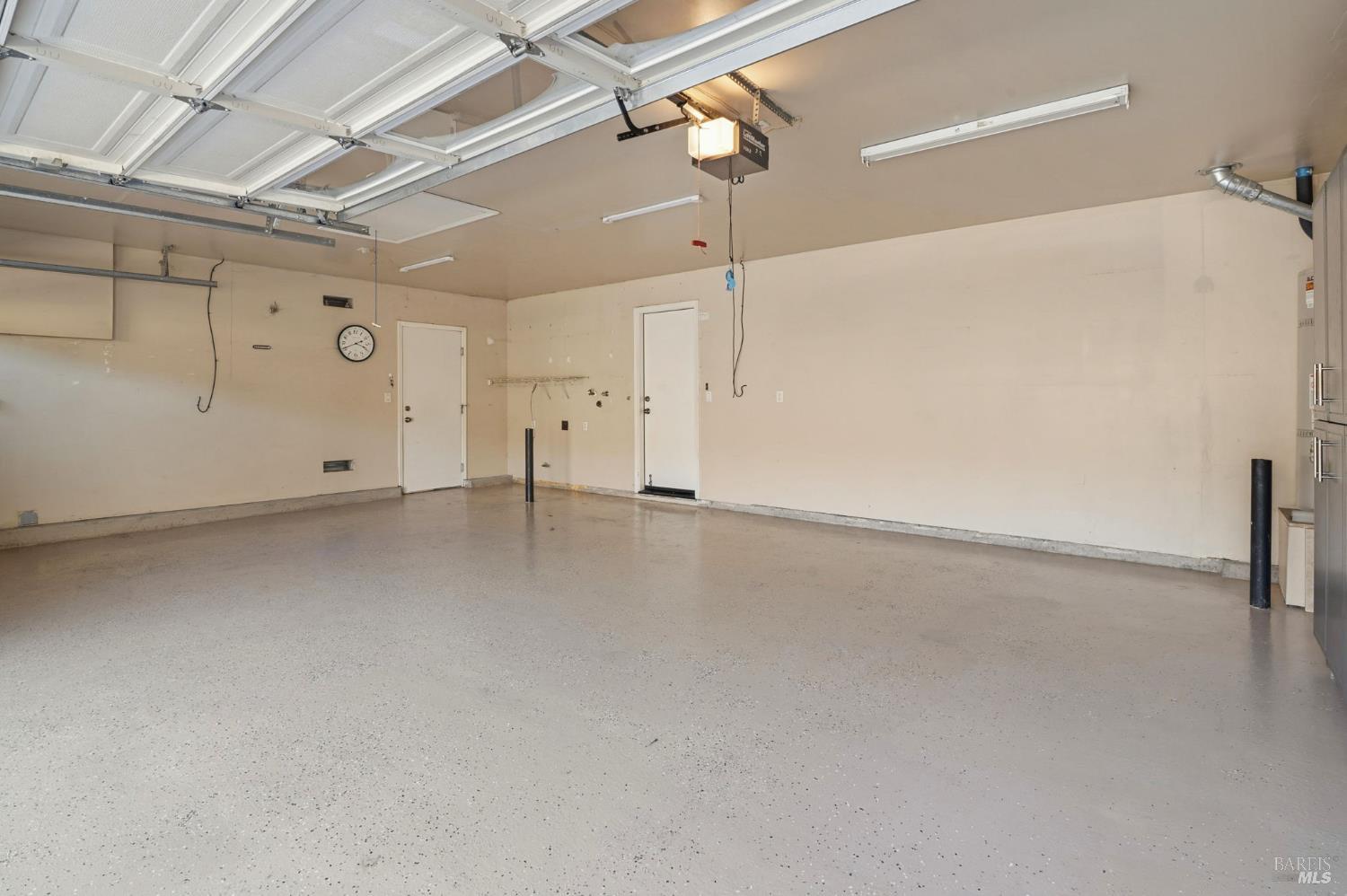 Detail Gallery Image 40 of 44 For 425 Dawson Creek Dr, Fairfield,  CA 94534 - 3 Beds | 2/1 Baths