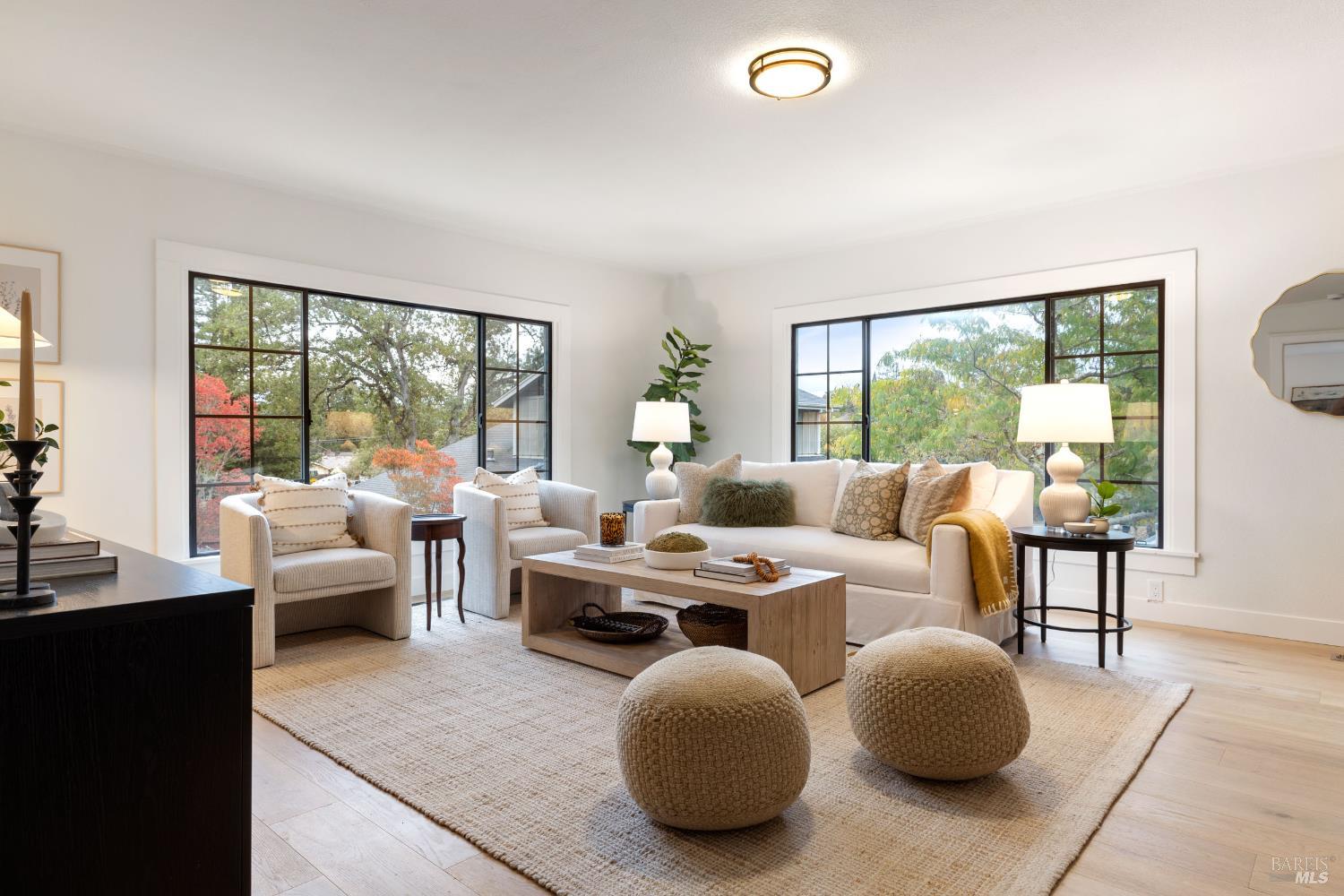 Detail Gallery Image 2 of 26 For 377 Maple Ave, Cotati,  CA 94931 - 4 Beds | 2/1 Baths