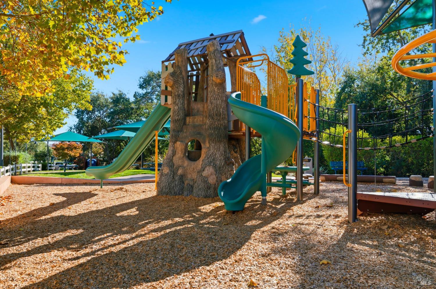 Detail Gallery Image 44 of 44 For 425 Dawson Creek Dr, Fairfield,  CA 94534 - 3 Beds | 2/1 Baths