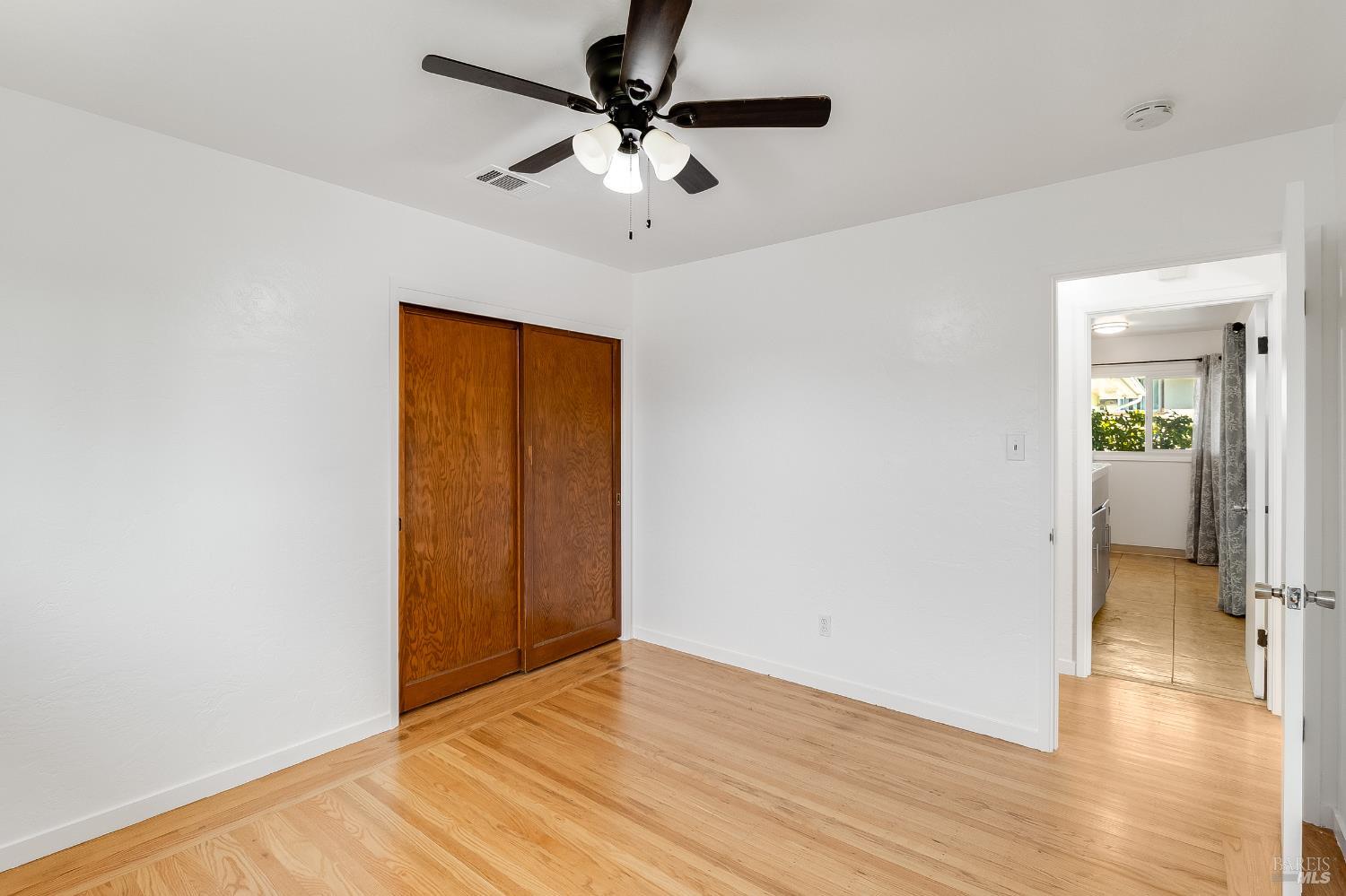 Detail Gallery Image 14 of 38 For 335 Hermosa Ave, Vallejo,  CA 94589 - 3 Beds | 1/1 Baths