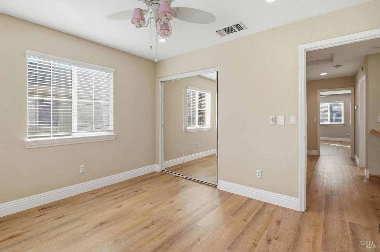 Detail Gallery Image 24 of 44 For 425 Dawson Creek Dr, Fairfield,  CA 94534 - 3 Beds | 2/1 Baths