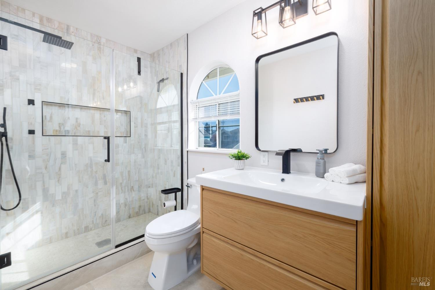 Detail Gallery Image 31 of 35 For 2480 Lemur St, Santa Rosa,  CA 95401 - 4 Beds | 3 Baths