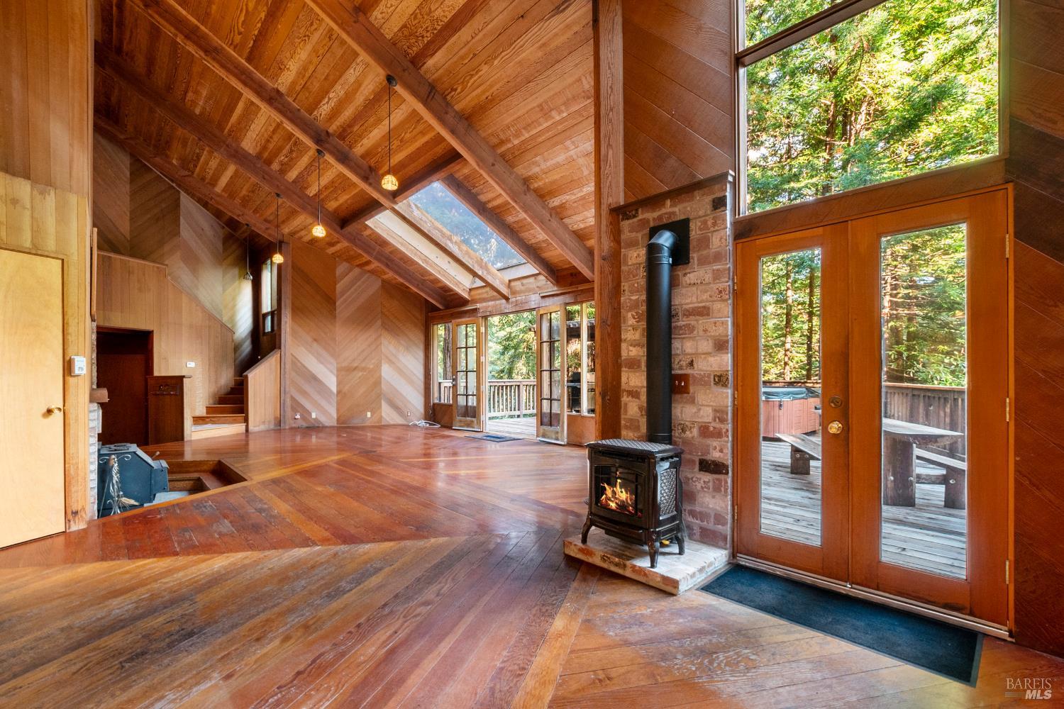 Detail Gallery Image 12 of 90 For 2081 Joy Rd, Occidental,  CA 95465 - 3 Beds | 2/1 Baths