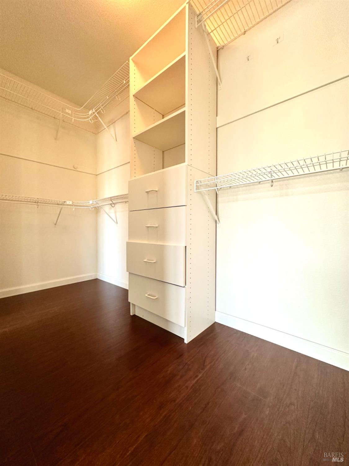 Detail Gallery Image 48 of 68 For 622 Stonehenge Ct, Fairfield,  CA 94534 - 5 Beds | 3 Baths