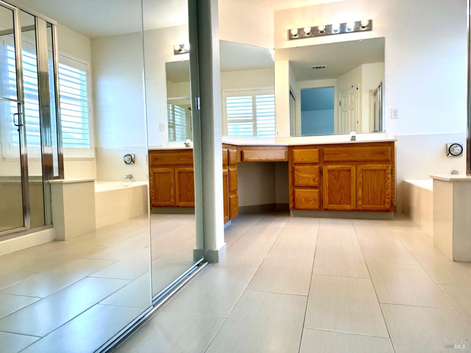 Detail Gallery Image 53 of 68 For 622 Stonehenge Ct, Fairfield,  CA 94534 - 5 Beds | 3 Baths