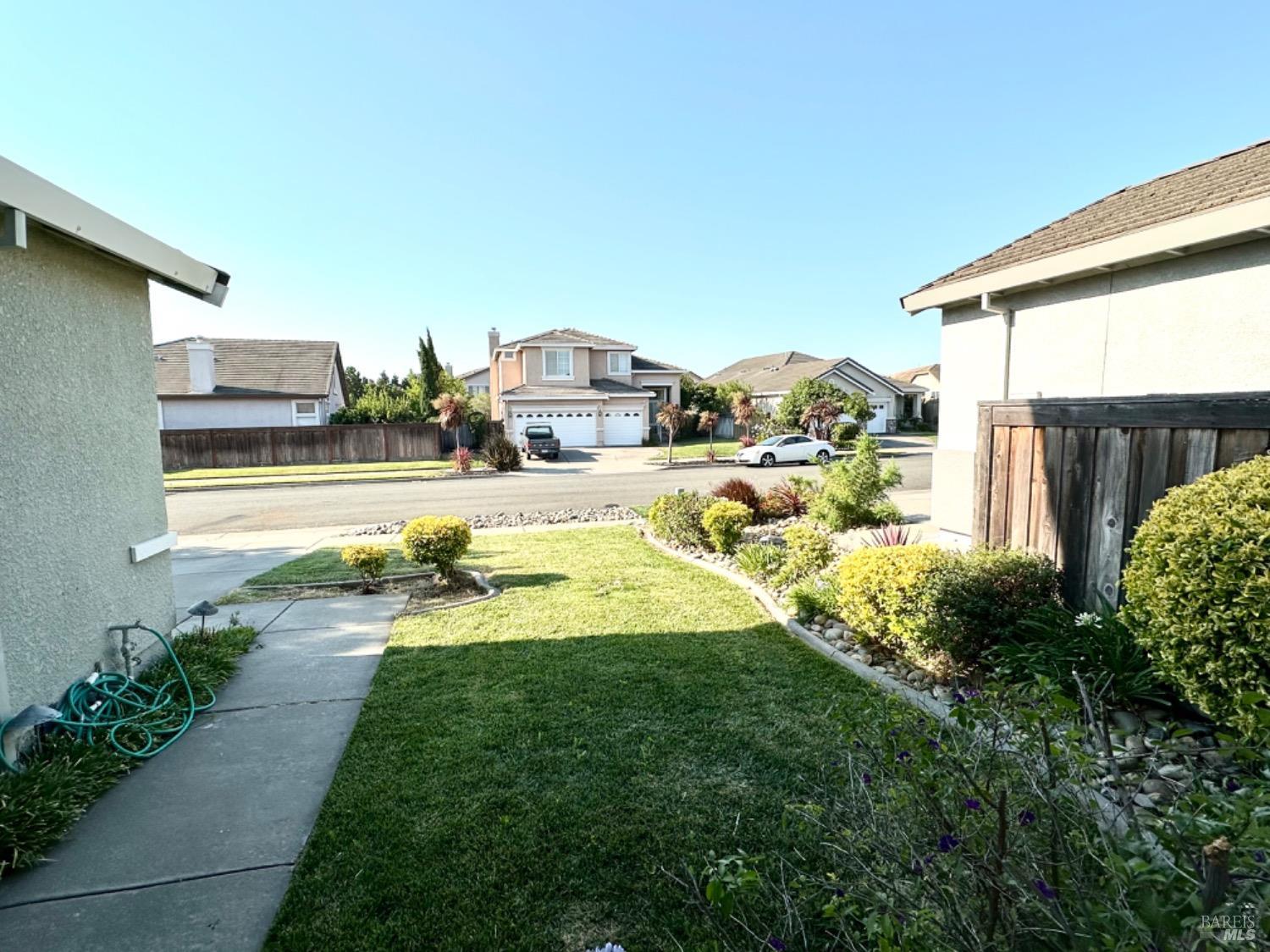 Detail Gallery Image 60 of 68 For 622 Stonehenge Ct, Fairfield,  CA 94534 - 5 Beds | 3 Baths