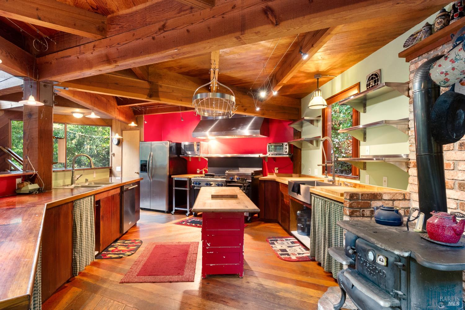 Detail Gallery Image 5 of 90 For 2081 Joy Rd, Occidental,  CA 95465 - 3 Beds | 2/1 Baths