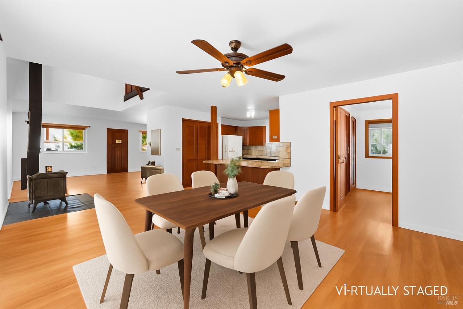 Detail Gallery Image 7 of 63 For 1017 Headlands Dr, Napa,  CA 94558 - 3 Beds | 2 Baths