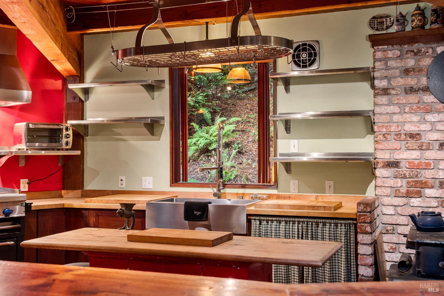 Detail Gallery Image 7 of 90 For 2081 Joy Rd, Occidental,  CA 95465 - 3 Beds | 2/1 Baths