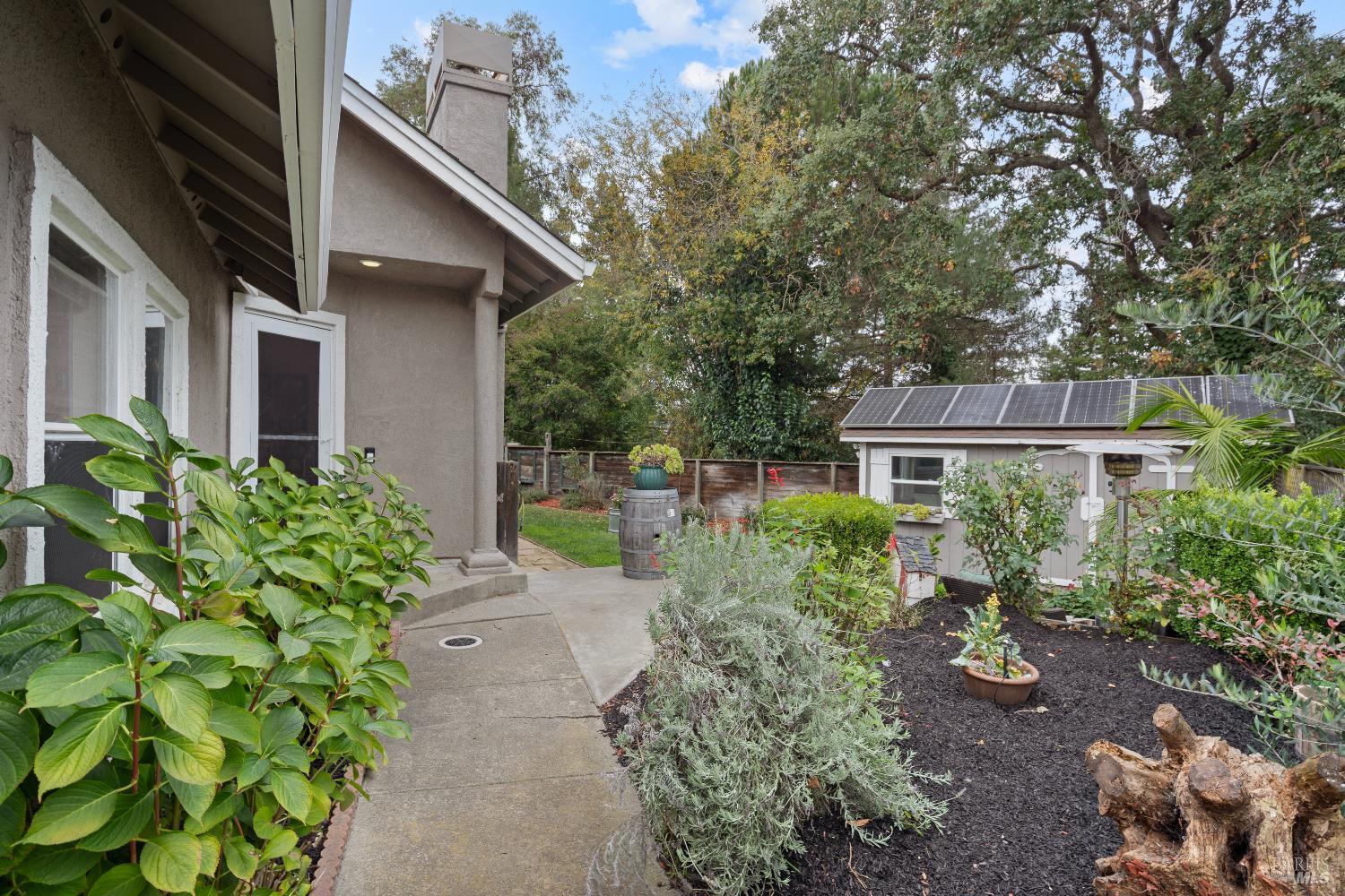 Detail Gallery Image 3 of 37 For 121 Forno Way, Cotati,  CA 94931 - 3 Beds | 2 Baths