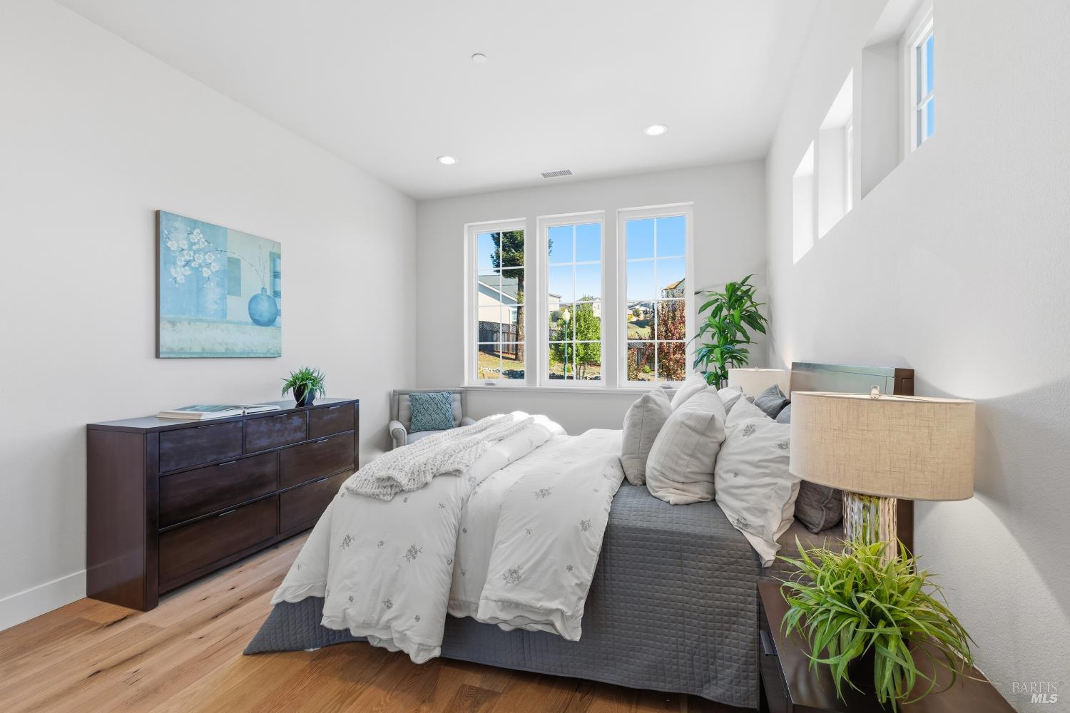 Detail Gallery Image 23 of 48 For 3945 Parker Hill Rd, Santa Rosa,  CA 95404 - 4 Beds | 4/1 Baths