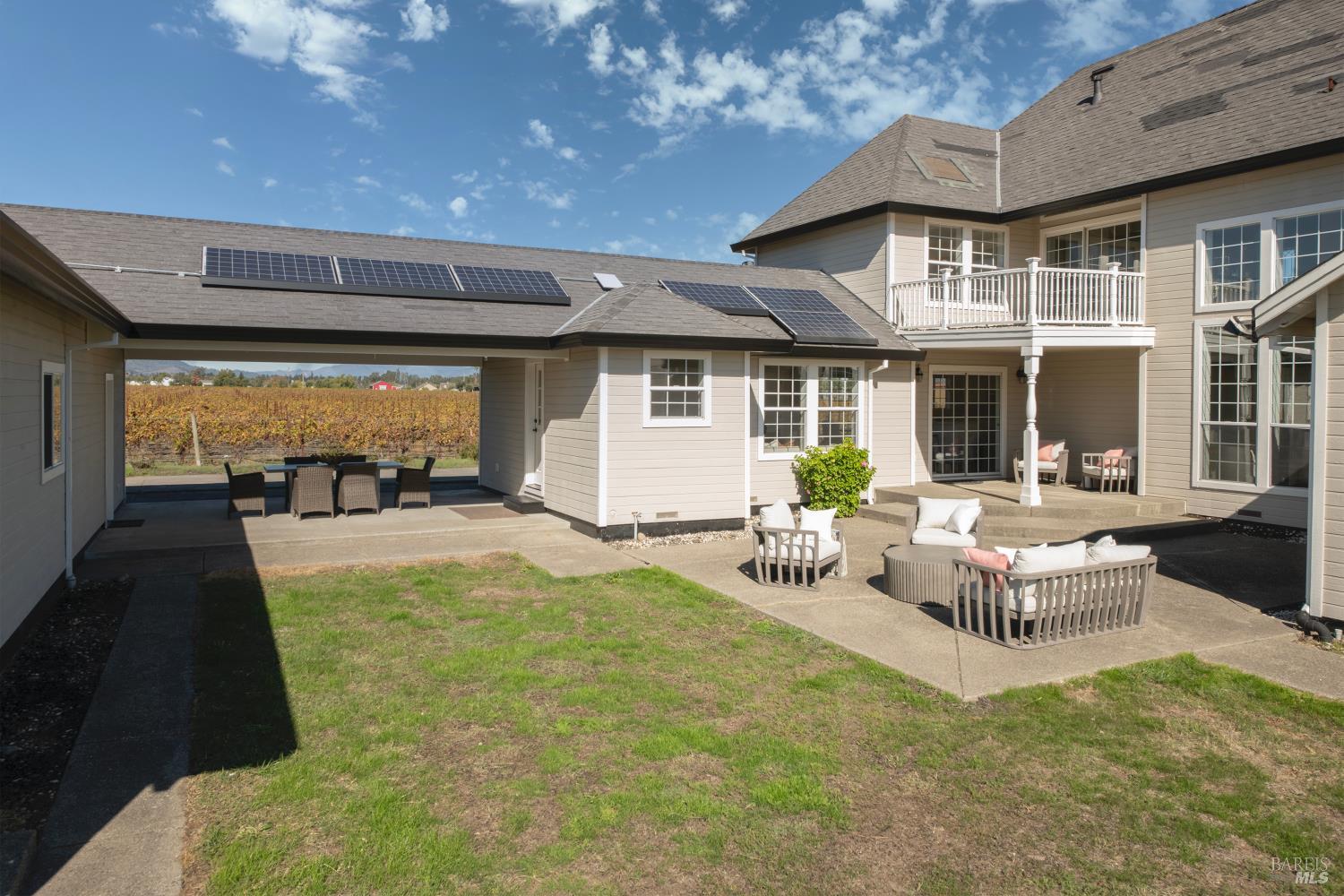 Detail Gallery Image 10 of 74 For 22033 Bonness Rd, Sonoma,  CA 95476 - 4 Beds | 4 Baths