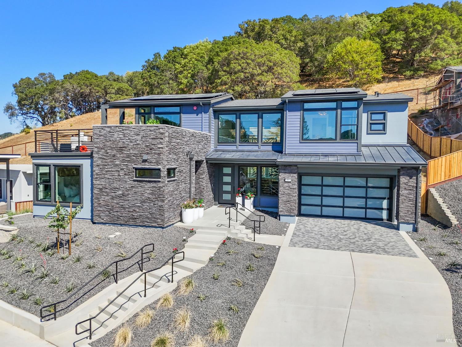 Detail Gallery Image 2 of 53 For 110 Erin Ct, San Rafael,  CA 94903 - 4 Beds | 4/1 Baths