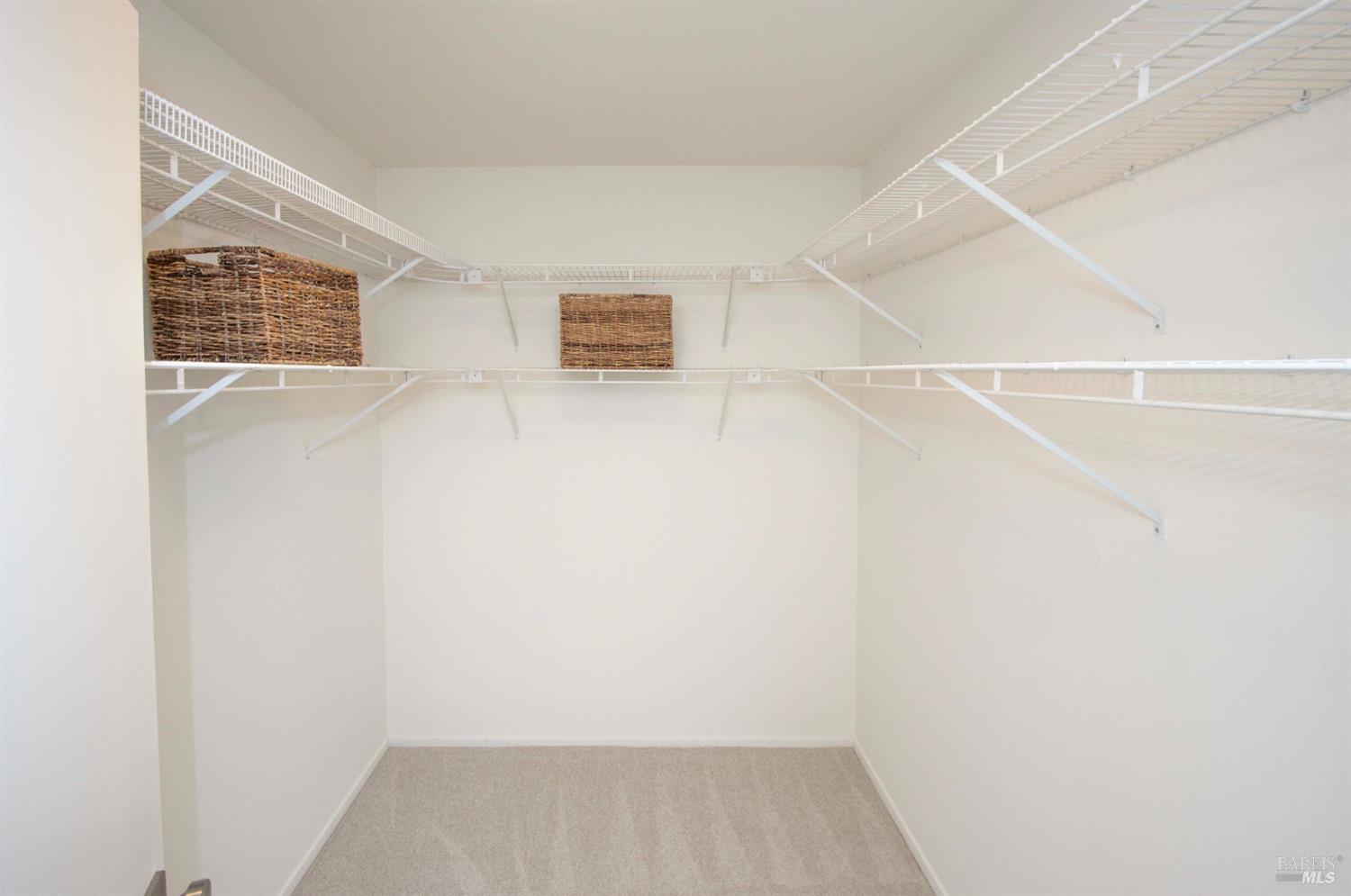 Detail Gallery Image 28 of 46 For 235 Knollwood Dr, San Rafael,  CA 94901 - 3 Beds | 2/1 Baths