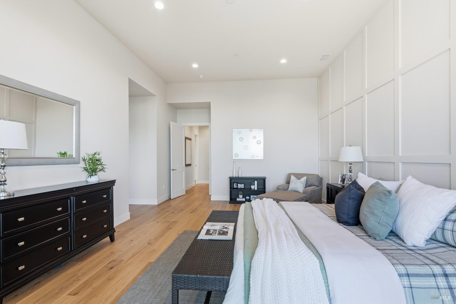 Detail Gallery Image 29 of 48 For 3945 Parker Hill Rd, Santa Rosa,  CA 95404 - 4 Beds | 4/1 Baths