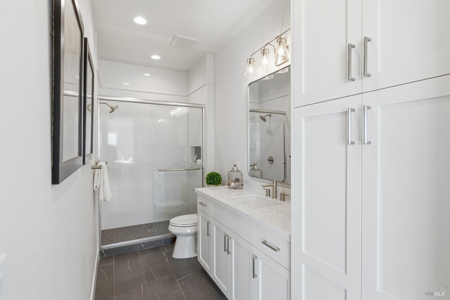 Detail Gallery Image 44 of 48 For 3945 Parker Hill Rd, Santa Rosa,  CA 95404 - 4 Beds | 4/1 Baths