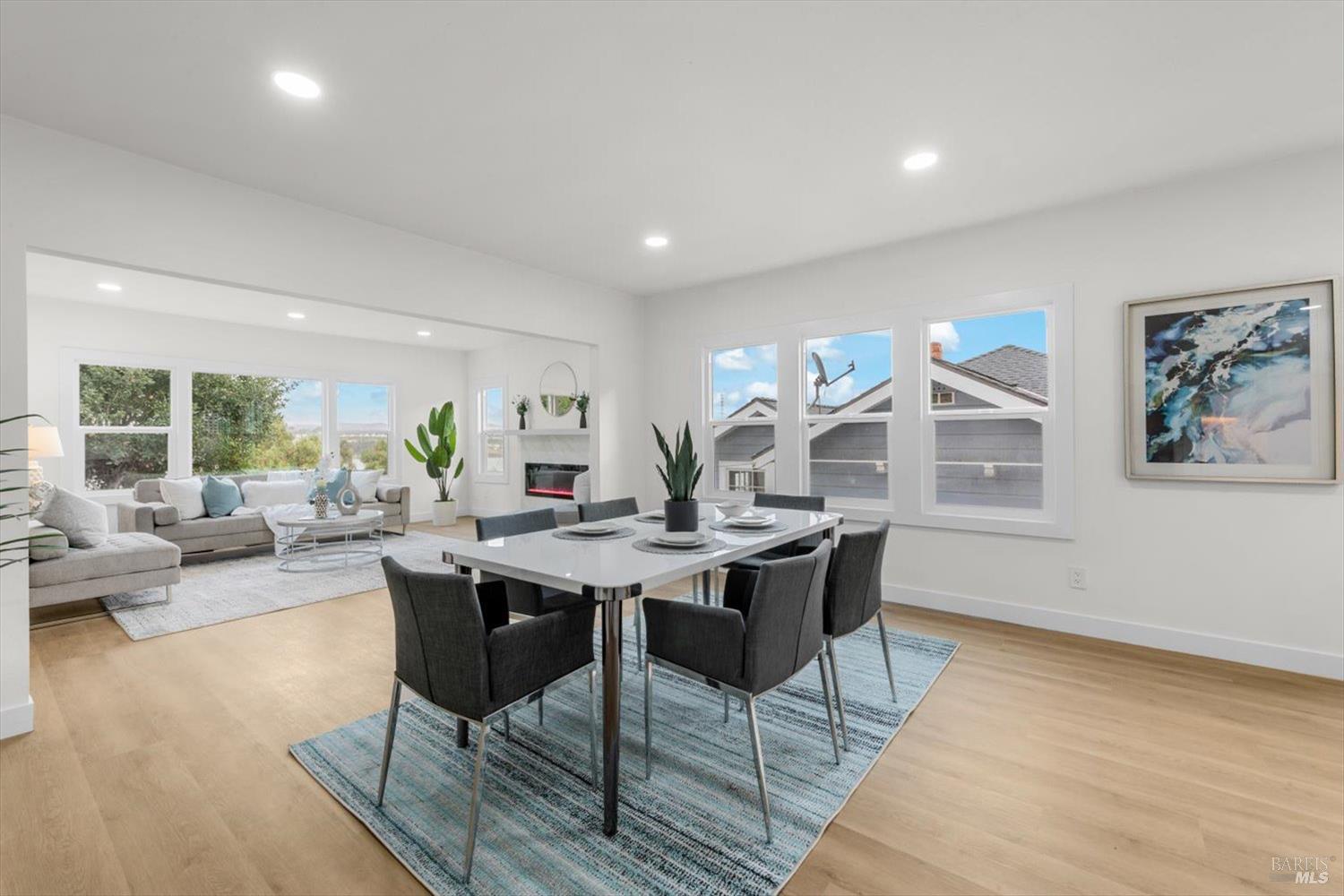 Detail Gallery Image 11 of 42 For 435 Alhambra St, Crockett,  CA 94525 - 3 Beds | 2 Baths