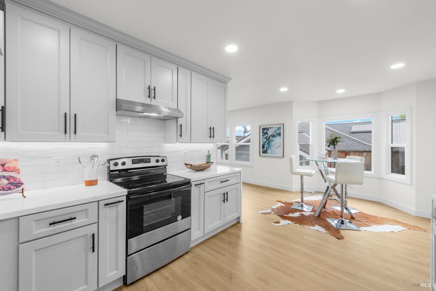 Detail Gallery Image 21 of 42 For 435 Alhambra St, Crockett,  CA 94525 - 3 Beds | 2 Baths