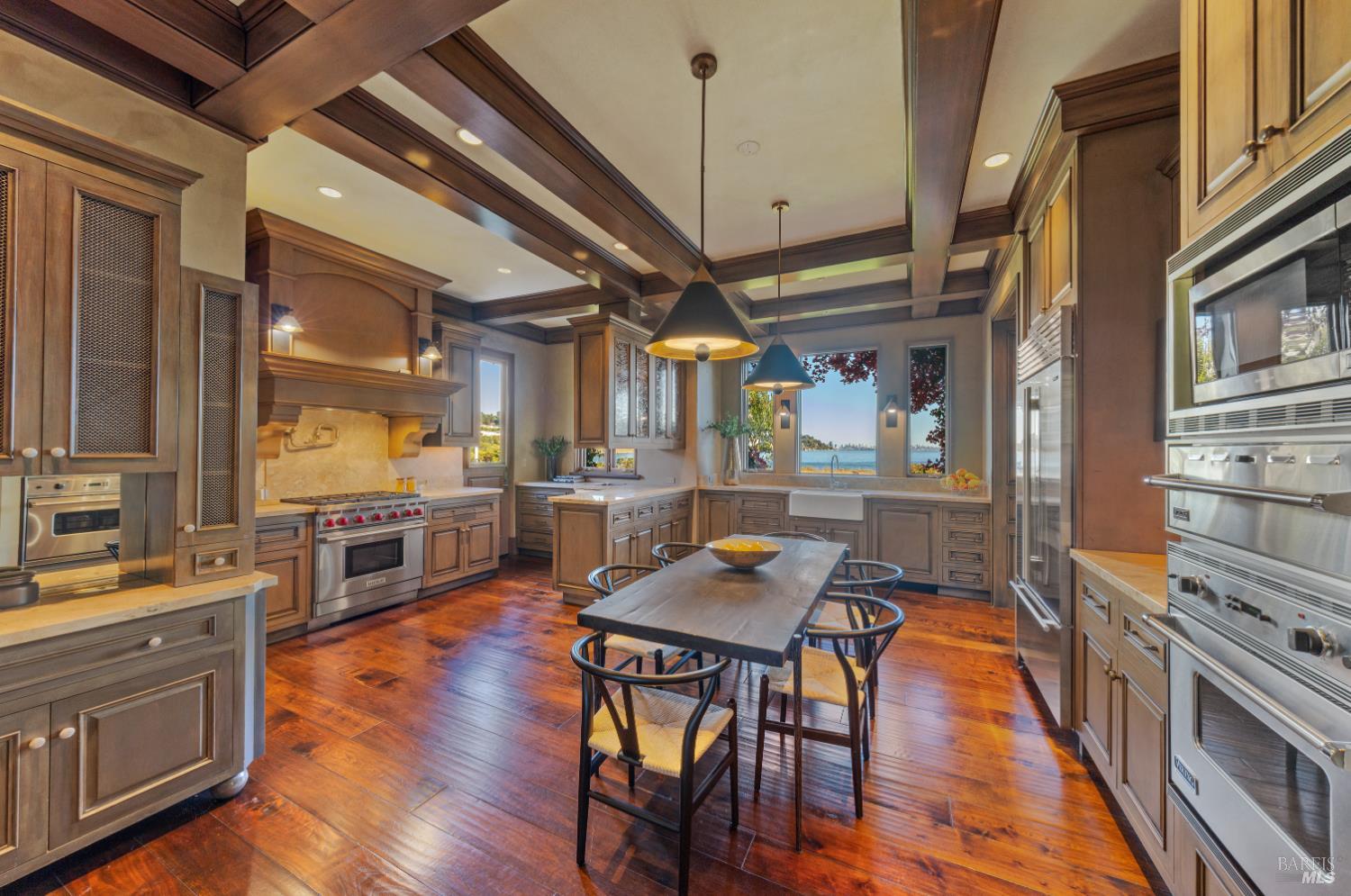 Detail Gallery Image 17 of 69 For 448 Greenwood Beach Rd, Tiburon,  CA 94920 - 4 Beds | 3/1 Baths