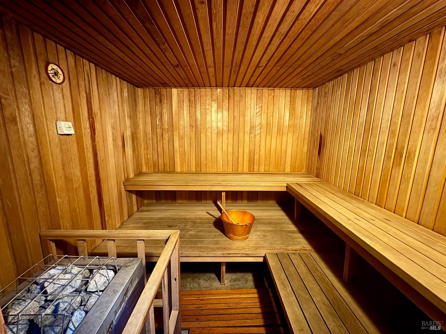 Detail Gallery Image 38 of 46 For 235 Knollwood Dr, San Rafael,  CA 94901 - 3 Beds | 2/1 Baths