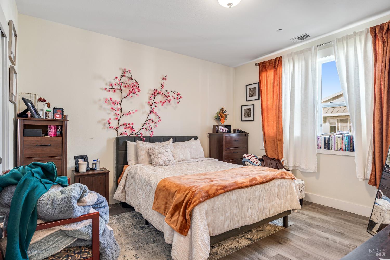 Detail Gallery Image 18 of 23 For 2666 Se Franz Kafka Ave, Santa Rosa,  CA 95404 - 3 Beds | 2 Baths