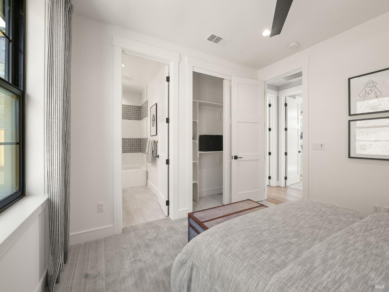 Detail Gallery Image 27 of 49 For 23 Erin Dr, San Rafael,  CA 94903 - 4 Beds | 4/1 Baths