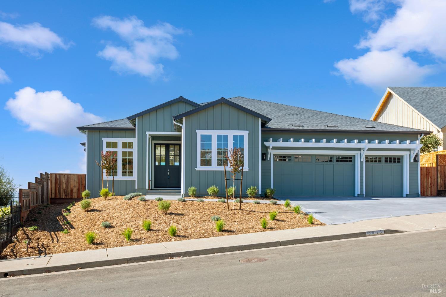 Front Image Thumbnail for BA325093262