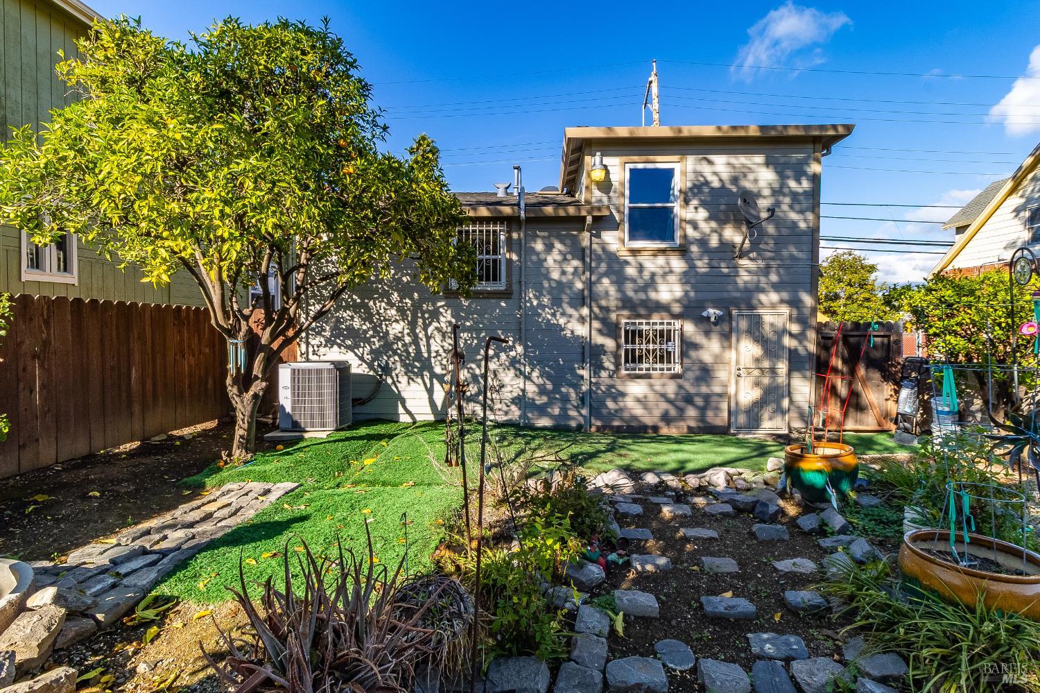 Detail Gallery Image 40 of 45 For 2115 Georgia St, Vallejo,  CA 94590 - 3 Beds | 2 Baths