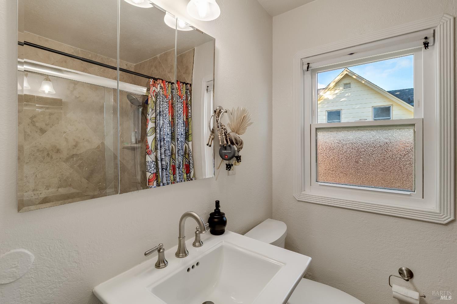 Detail Gallery Image 25 of 45 For 2115 Georgia St, Vallejo,  CA 94590 - 3 Beds | 2 Baths