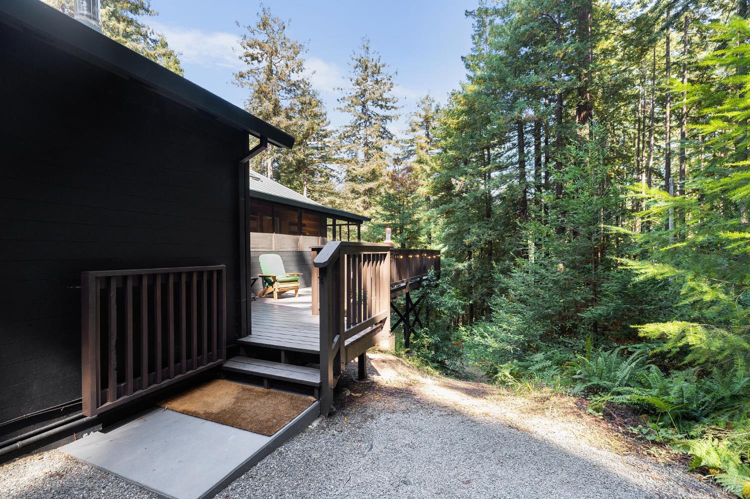 Detail Gallery Image 53 of 77 For 17970 Duncan Rd, Guerneville,  CA 95446 - 2 Beds | 2 Baths