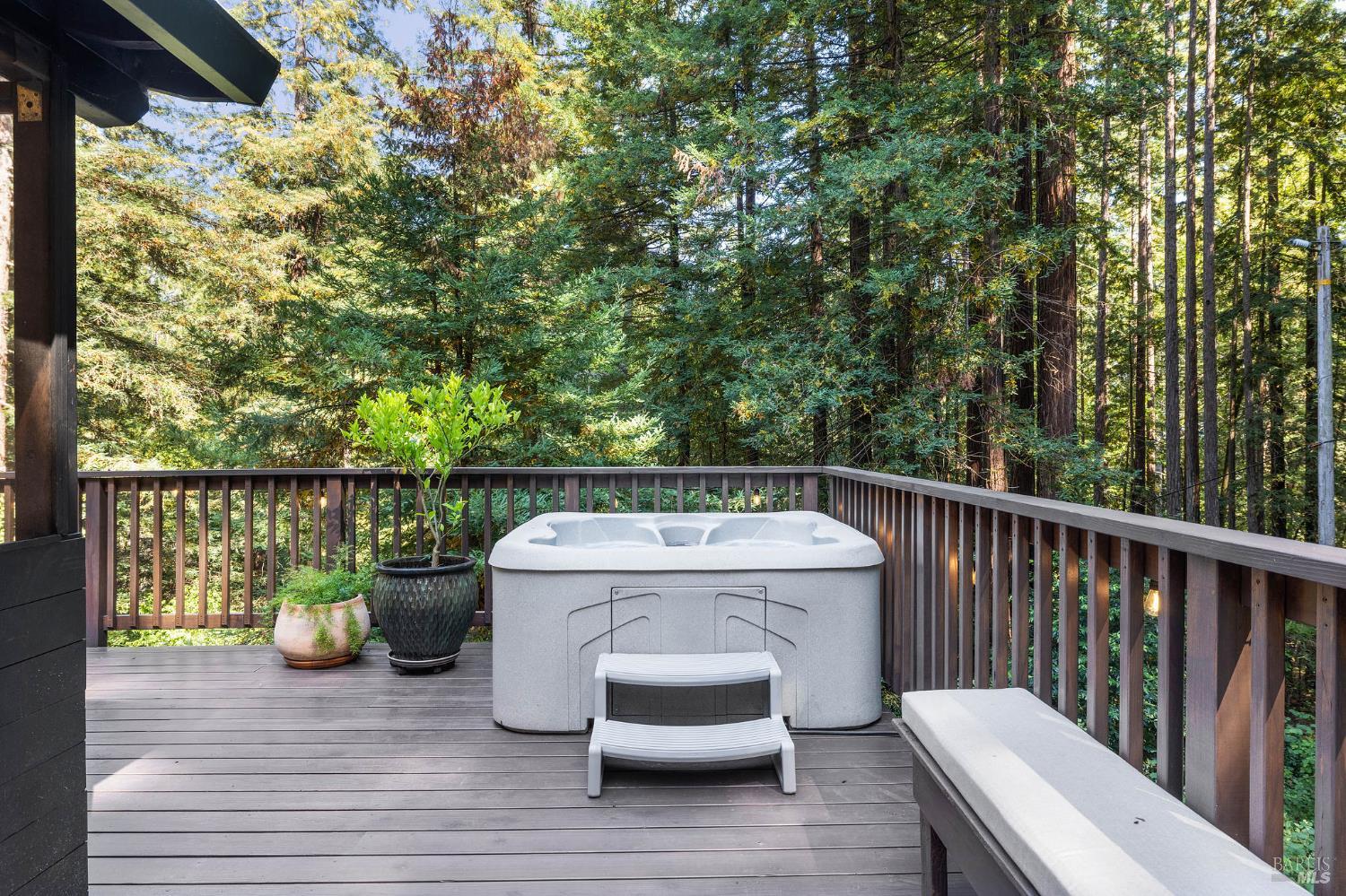 Detail Gallery Image 52 of 77 For 17970 Duncan Rd, Guerneville,  CA 95446 - 2 Beds | 2 Baths