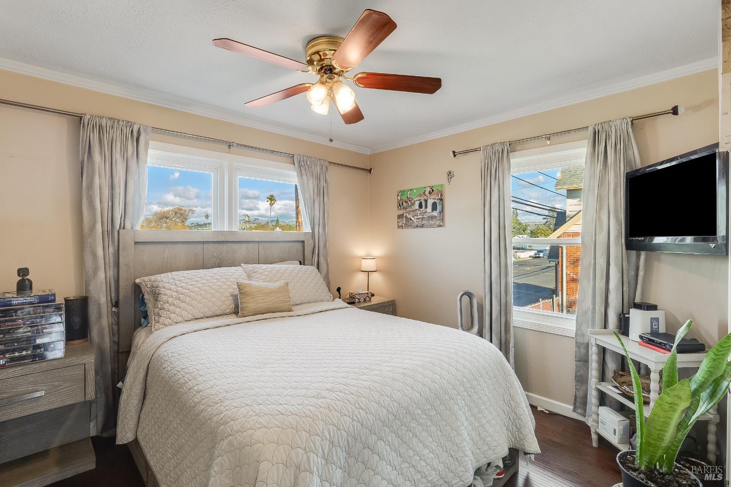 Detail Gallery Image 22 of 45 For 2115 Georgia St, Vallejo,  CA 94590 - 3 Beds | 2 Baths