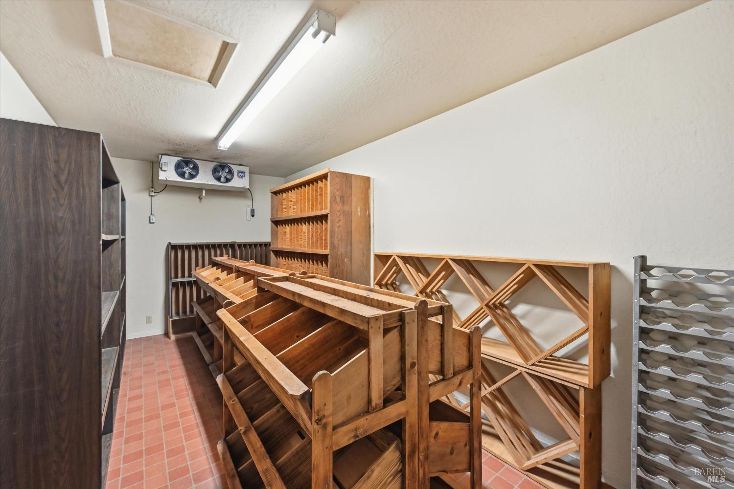 Detail Gallery Image 35 of 37 For 1709 Michael Way, Calistoga,  CA 94515 - 3 Beds | 2 Baths