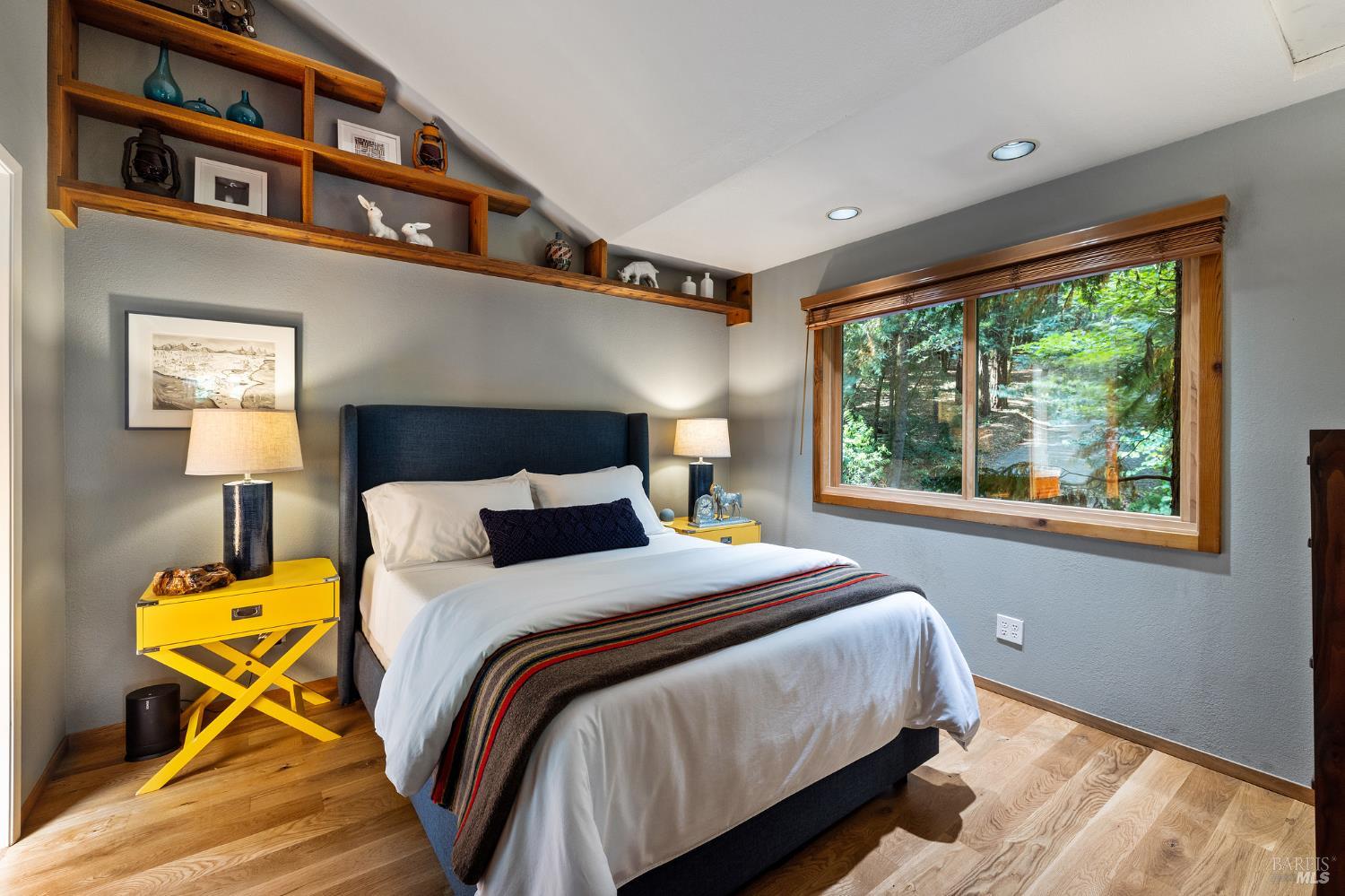 Detail Gallery Image 11 of 77 For 17970 Duncan Rd, Guerneville,  CA 95446 - 2 Beds | 2 Baths