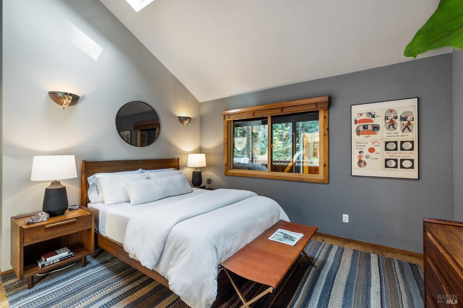 Detail Gallery Image 10 of 77 For 17970 Duncan Rd, Guerneville,  CA 95446 - 2 Beds | 2 Baths