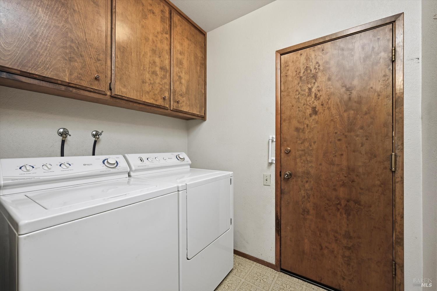 Detail Gallery Image 21 of 37 For 1709 Michael Way, Calistoga,  CA 94515 - 3 Beds | 2 Baths