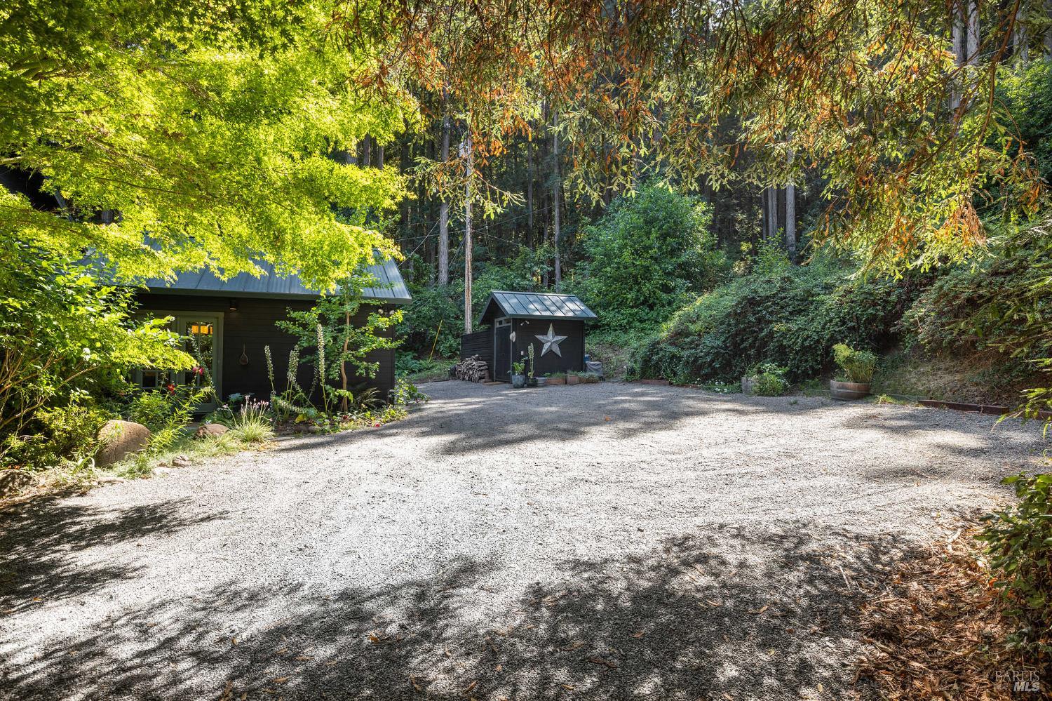 Detail Gallery Image 59 of 77 For 17970 Duncan Rd, Guerneville,  CA 95446 - 2 Beds | 2 Baths