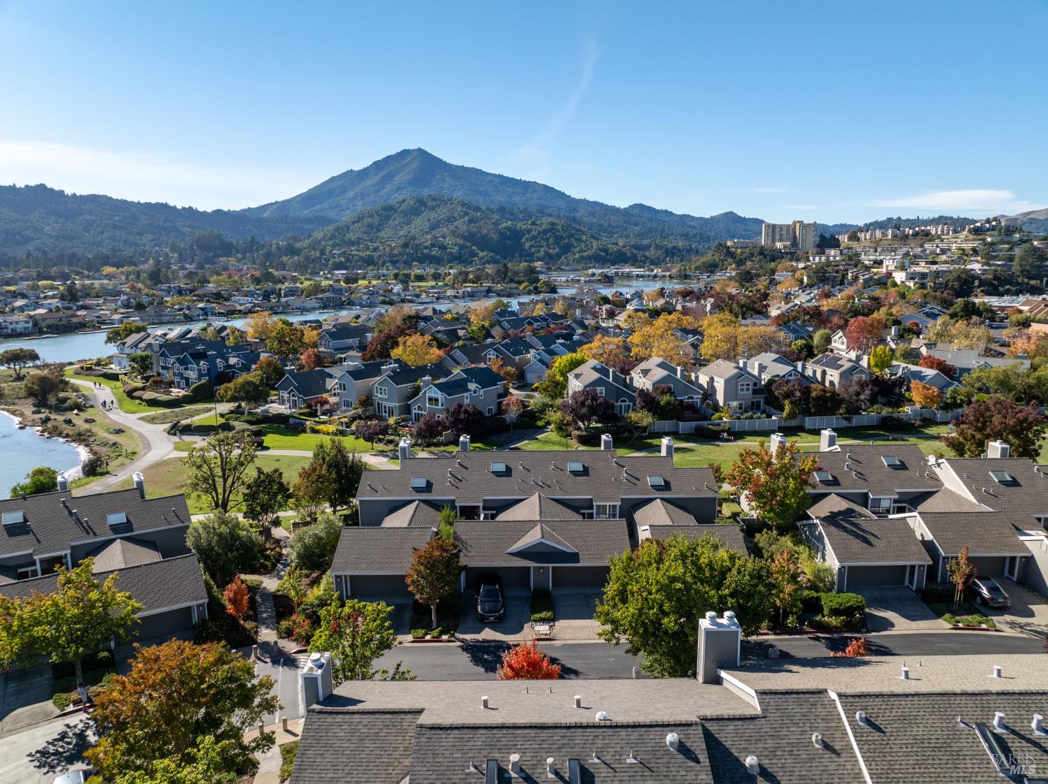 Detail Gallery Image 44 of 47 For 16 Drakes View Cir, Greenbrae,  CA 94904 - 3 Beds | 2/1 Baths