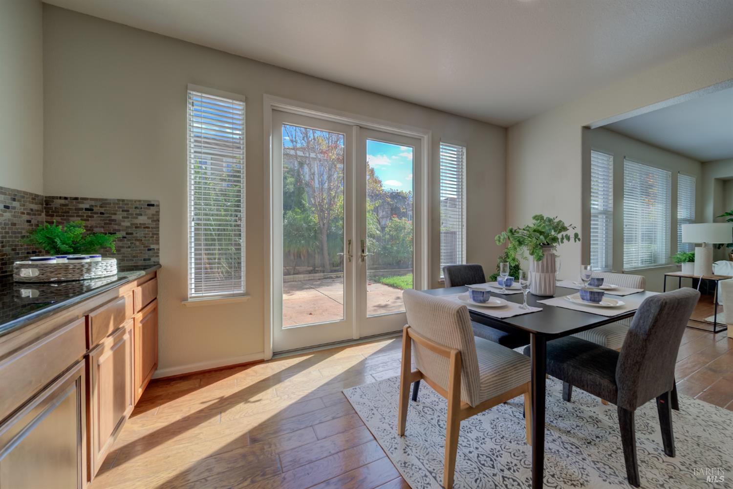 Detail Gallery Image 16 of 43 For 5210 Palladio Way, Fairfield,  CA 94534 - 4 Beds | 2/1 Baths