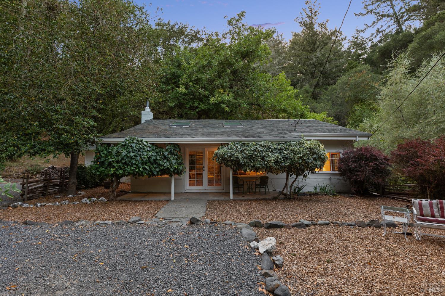 Detail Gallery Image 37 of 37 For 1311 W Dry Creek Rd, Healdsburg,  CA 95448 - 2 Beds | 1/1 Baths