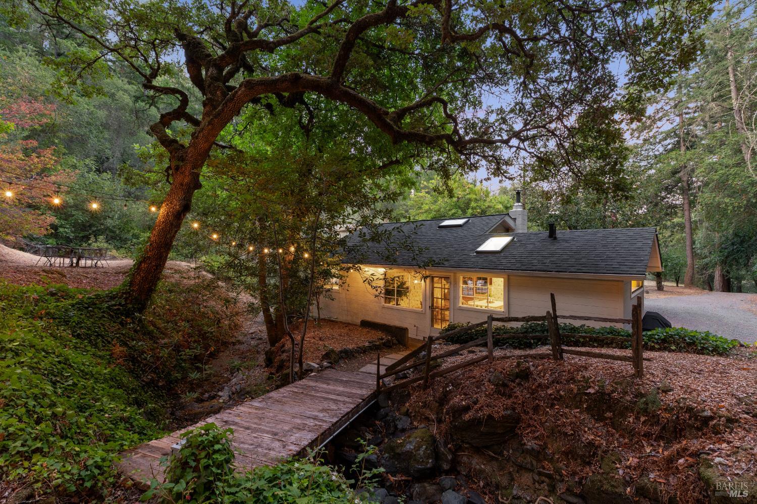 Detail Gallery Image 21 of 37 For 1311 W Dry Creek Rd, Healdsburg,  CA 95448 - 2 Beds | 1/1 Baths