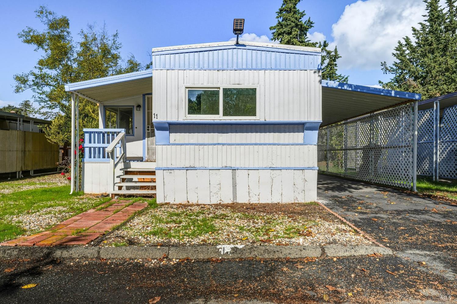 Detail Gallery Image 8 of 39 For 5890 E Highway 20 Hwy 11, Lucerne,  CA 95458 - 2 Beds | 1/1 Baths